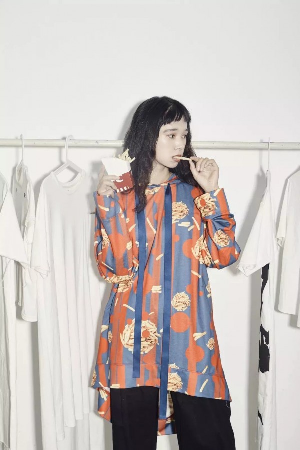 餓了么賣衣服了?。?！